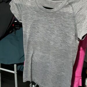 Lululemon Swiftly Tech